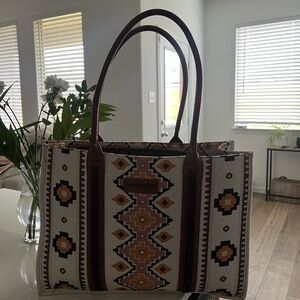 Wrangler Tote
